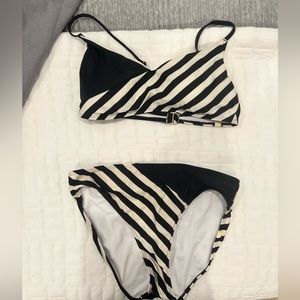 The Marina bikini bottom and top. Mixed stripe in black and sea urchin